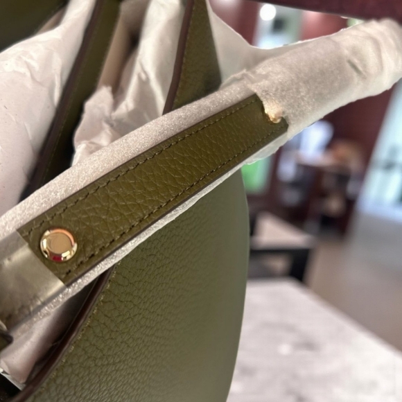 Kate Spade Julia Bucket Bag  Seaweed Green Pebbled Leather NWT UPC 19602155462 - Picture 5 of 11